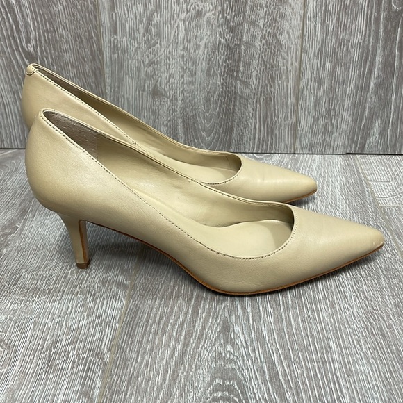 Ann Taylor Leather Pumps Heels Style 397174 Camel Nude 7M - Picture 3 of 16